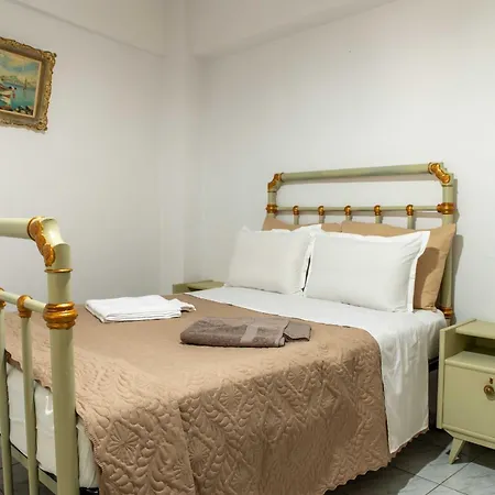 House Rachati * Ζαρός
