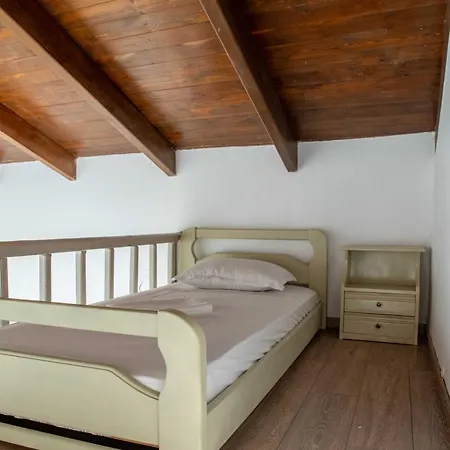 House Rachati