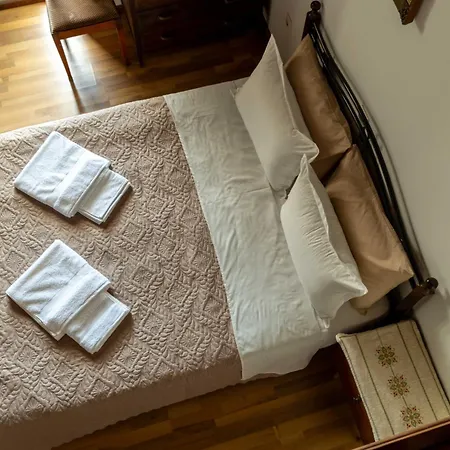 House Rachati Apartment Zaros